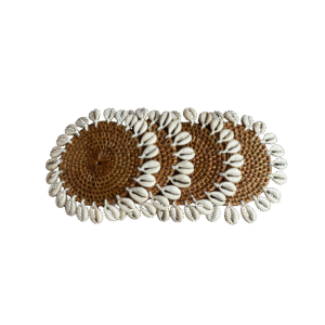 Handgemaakte Onderzetters met Kauri Schelpen – Set van 4 uit Indonesië